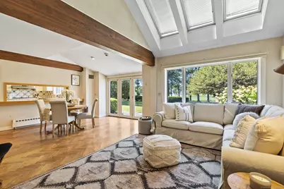 111 Bloomfield Avenue, West Hartford, CT 06105 - Photo 22