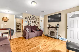 242 Pearl Harbor St, Bridgeport, CT 06610 - Photo 16