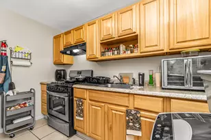 242 Pearl Harbor St, Bridgeport, CT 06610 - Photo 6