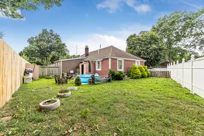 242 Pearl Harbor Street, Bridgeport, CT 06610 - Photo 24