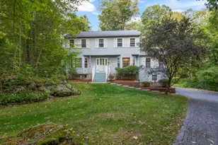 15 Marc Rd, Danbury, CT 06810 - Photo 2