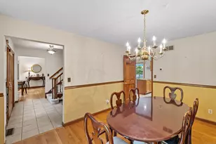 15 Marc Rd, Danbury, CT 06810 - Photo 8