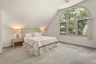 212 Fence Row Dr, Fairfield, CT 06824 - Photo 32