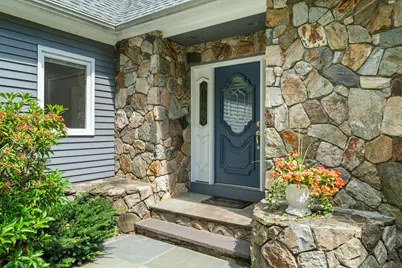 212 Fence Row Drive, Fairfield, CT 06824 - Photo 4