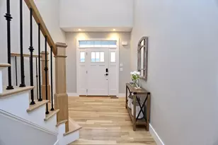 1 Yorkshire Ct, Farmington, CT 06032 - Photo 2