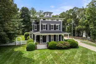 18 Bridge St, Westport, CT 06880 - Photo 2