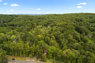 426 Jerome Ave, Burlington, CT 06013 - Photo 2