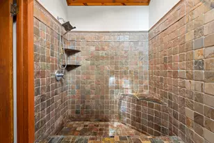 426 Jerome Ave, Burlington, CT 06013 - Photo 4