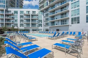 1 Hbr Pt Rd, Stamford, CT 06902 - Photo 10