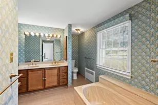 119 Bowman Dr, Greenwich, CT 06831 - Photo 14