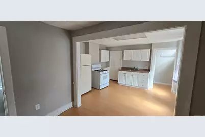 15 Platt Avenue, Norwich, CT 06360 - Photo 6