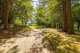 69 Peckham Ln, Killingly, CT 06239 - Photo 8