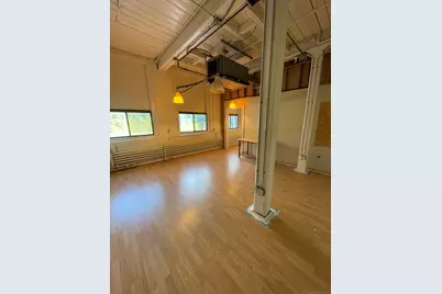 17 North Washington Street, Plainville, CT 06062 - Photo 2