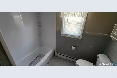 21 Brookview Avenue, Wallingford, CT 06492 - Photo 38