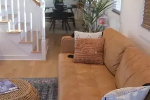 8 Clinton Ave, Old Saybrook, CT 06475 - Photo 16