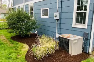 8 Clinton Ave, Old Saybrook, CT 06475 - Photo 20