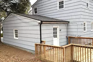 124 Holly Hill Dr, Montville, CT 06382 - Photo 8