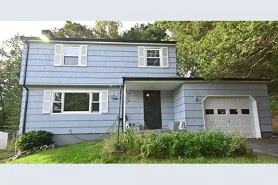 124 Holly Hill Drive, Montville, CT 06382 - Photo 2