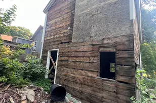 48 Lake St, Norwich, CT 06360 - Photo 4