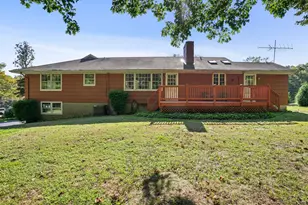 10 Aragon Dr, Trumbull, CT 06611 - Photo 34