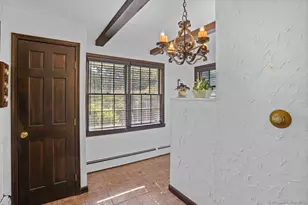 10 Aragon Dr, Trumbull, CT 06611 - Photo 14