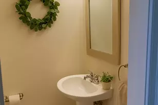 266 Pearl St, Hartford, CT 06103 - Photo 12