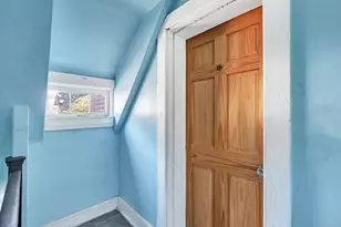 22 Sims St, Bridgeport, CT 06604 - Photo 6