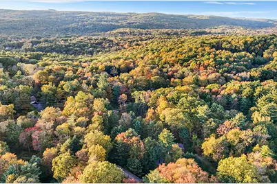 21 Christmas Tree Hill, Canton, CT 06019 - Photo 2