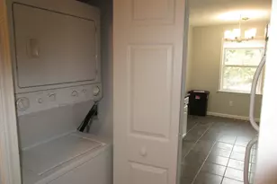 365 Mather St, Hamden, CT 06514 - Photo 14