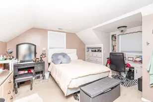 102 Renee St, Bristol, CT 06010 - Photo 12