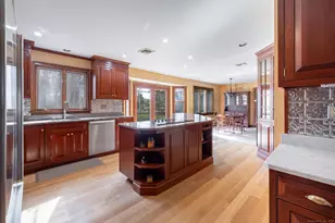 38 Barnhill Rd, Woodbury, CT 06798 - Photo 6