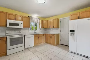 150 San Gabriel Ave, Stratford, CT 06614 - Photo 10