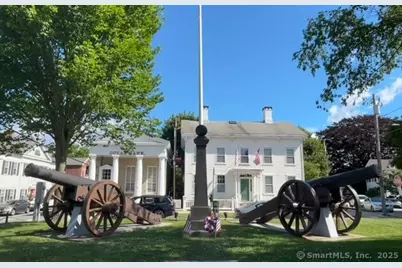 14 Trumbull Street, Stonington, CT 06378 - Photo 12