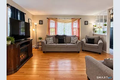 264 Pearl Lake Road, Waterbury, CT 06706 - Photo 4