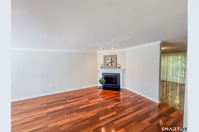 123 Governor Trumbull Way #123, Trumbull, CT 06611 - Photo 8
