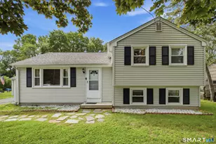 15 Lin Sal St, Windsor Locks, CT 06096 - Photo 1