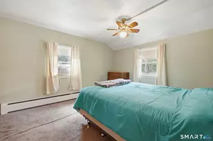15 Lin Sal St, Windsor Locks, CT 06096 - Photo 28