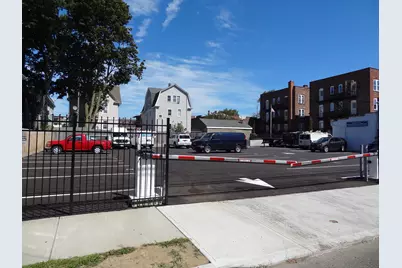 2806 Fairfield Avenue #207, Bridgeport, CT 06605 - Photo 22