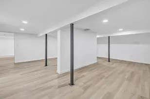 275 Dayton Rd, Trumbull, CT 06611 - Photo 22