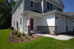 2 Murthas Wy, Granby, CT 06035 - Photo 2