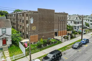 393 Laurel Ave, Bridgeport, CT 06605 - Photo 36