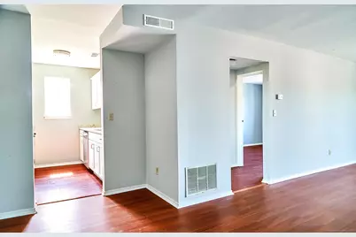 393 Laurel Avenue #APT 415, Bridgeport, CT 06605 - Photo 16