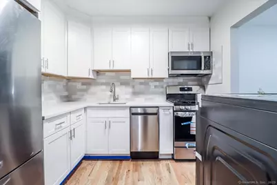 50 Greenhouse Road #42C, Bridgeport, CT 06606 - Photo 4