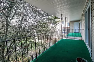 50 Greenhouse Rd, Bridgeport, CT 06606 - Photo 22