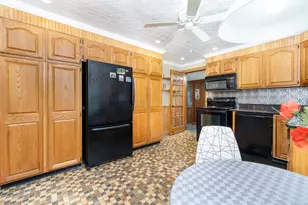 41 Oakwood Ln, Columbia, CT 06237 - Photo 10