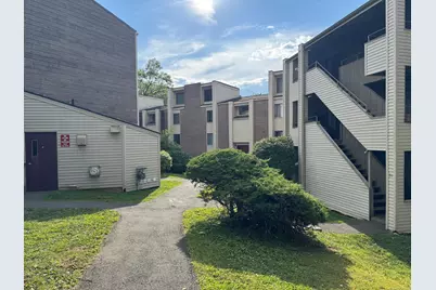 123 Burgundy Hill Lane, Middletown, CT 06457 - Photo 16