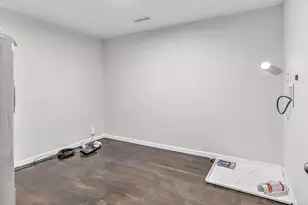 38 Pine River Rd, North Haven, CT 06473 - Photo 34