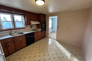 47 Williamson Rd, Hamden, CT 06517 - Photo 6