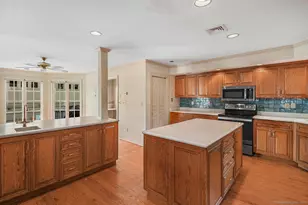 5060 Main St, Stratford, CT 06614 - Photo 10