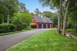 93 Hattertown Rd, Newtown, CT 06470 - Photo 2